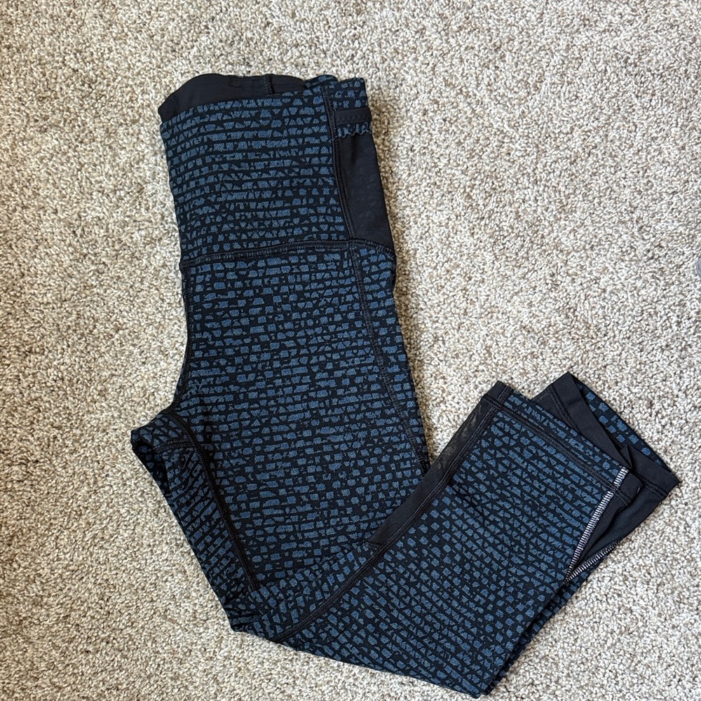 lululemon athletica Black and Blue Patterned Leggings